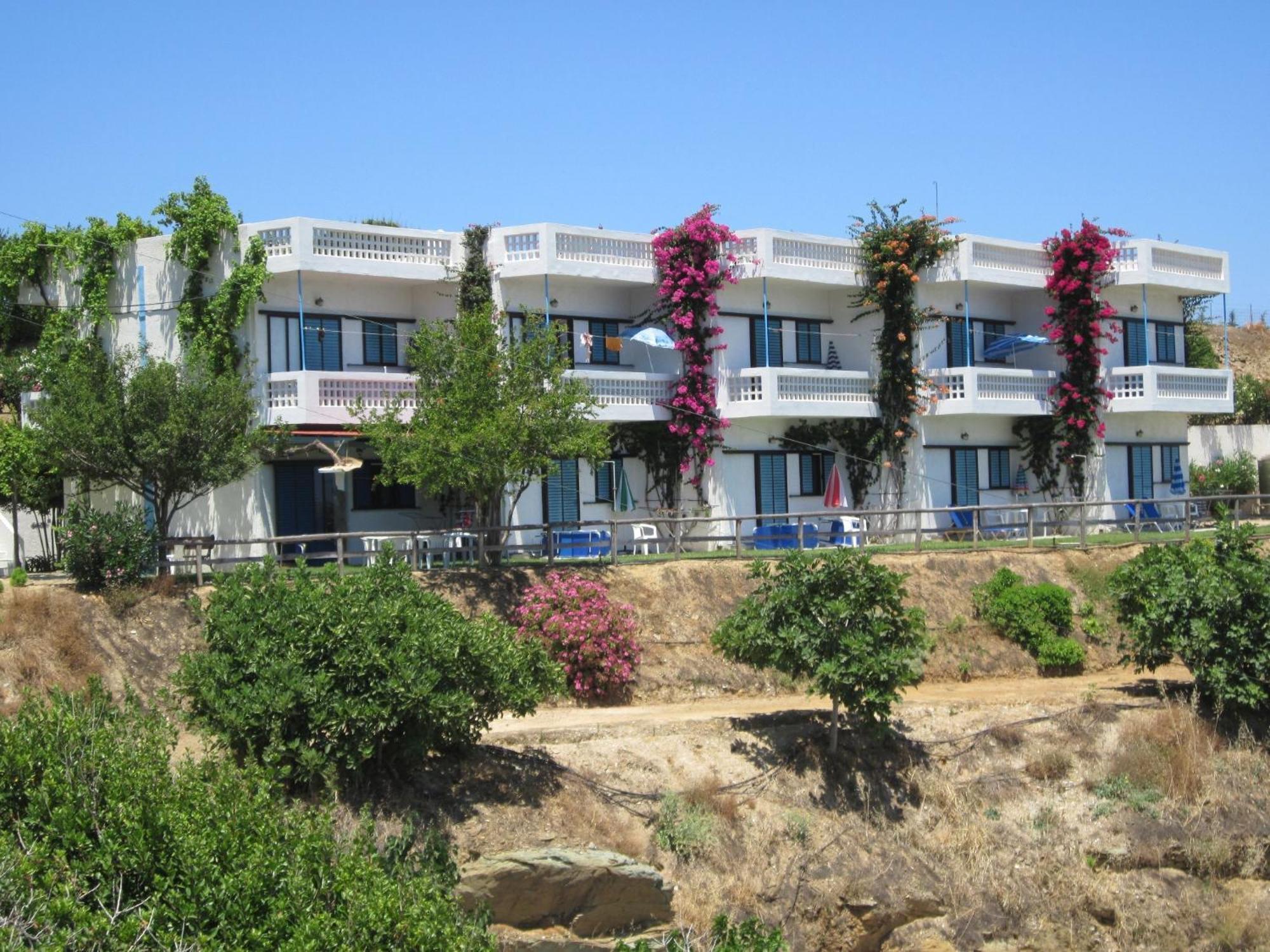 Diana Apartments Agia Pelagia Exterior foto